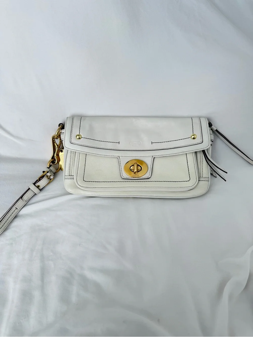 Coach Legacy Hamptons Wristlet Clutch